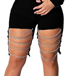 Women’s Bermuda Shorts W/ Chains.